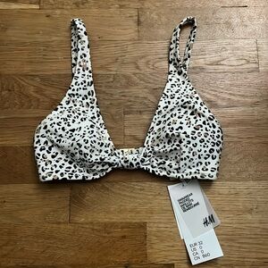 Nwt Animal print bikini